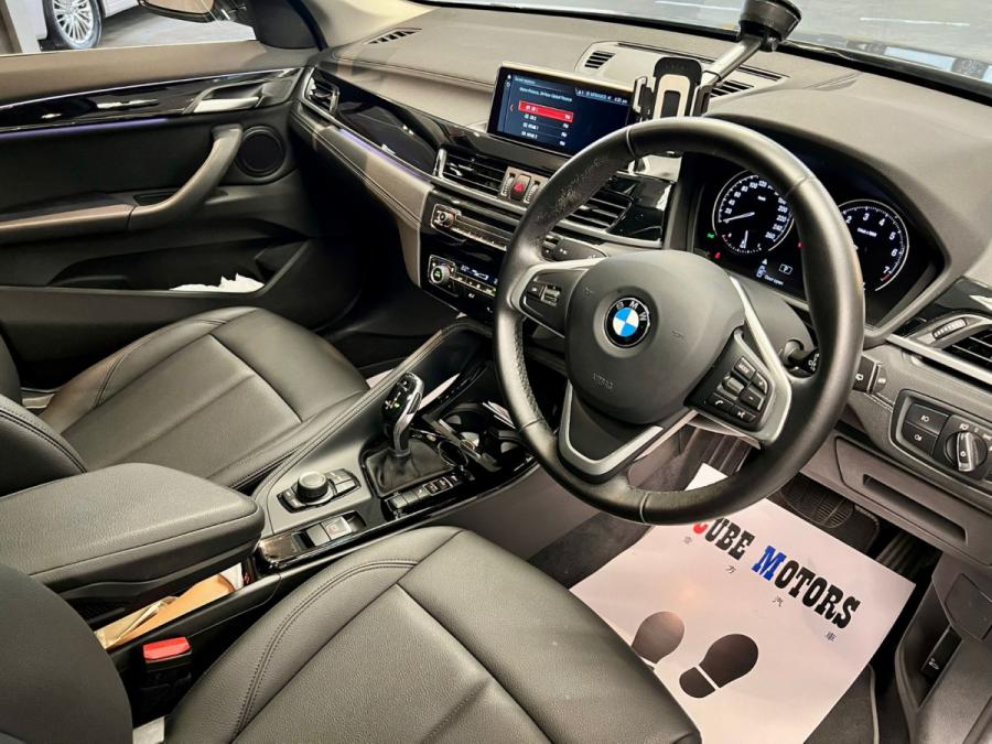 X1 sDrive18iA xLine - Image 3